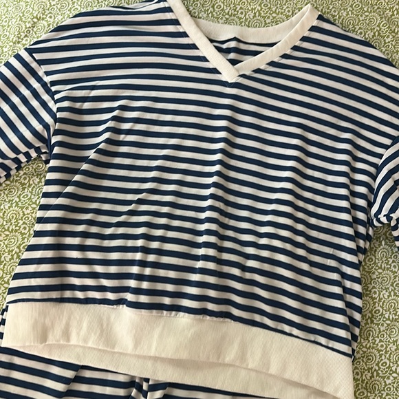 Striped Blue and White matching set - Picture 2 of 3